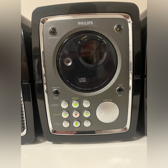 PHILIPS Micro Hi-Fi System MC-320/37 Radio / Tape / CD Player No Remote - Picture 3 of 12